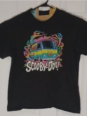 Scooby Doo Men's T-Shirt L Mystery Machine Van Graphic Black Tee Tie Dye Ghosts